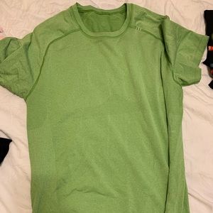 Lululemon mens metal vent